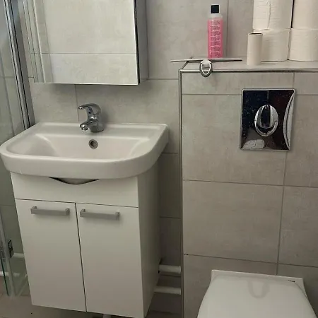 Lovely Flat Near To A Beautiful Nature Apartment Gentofte